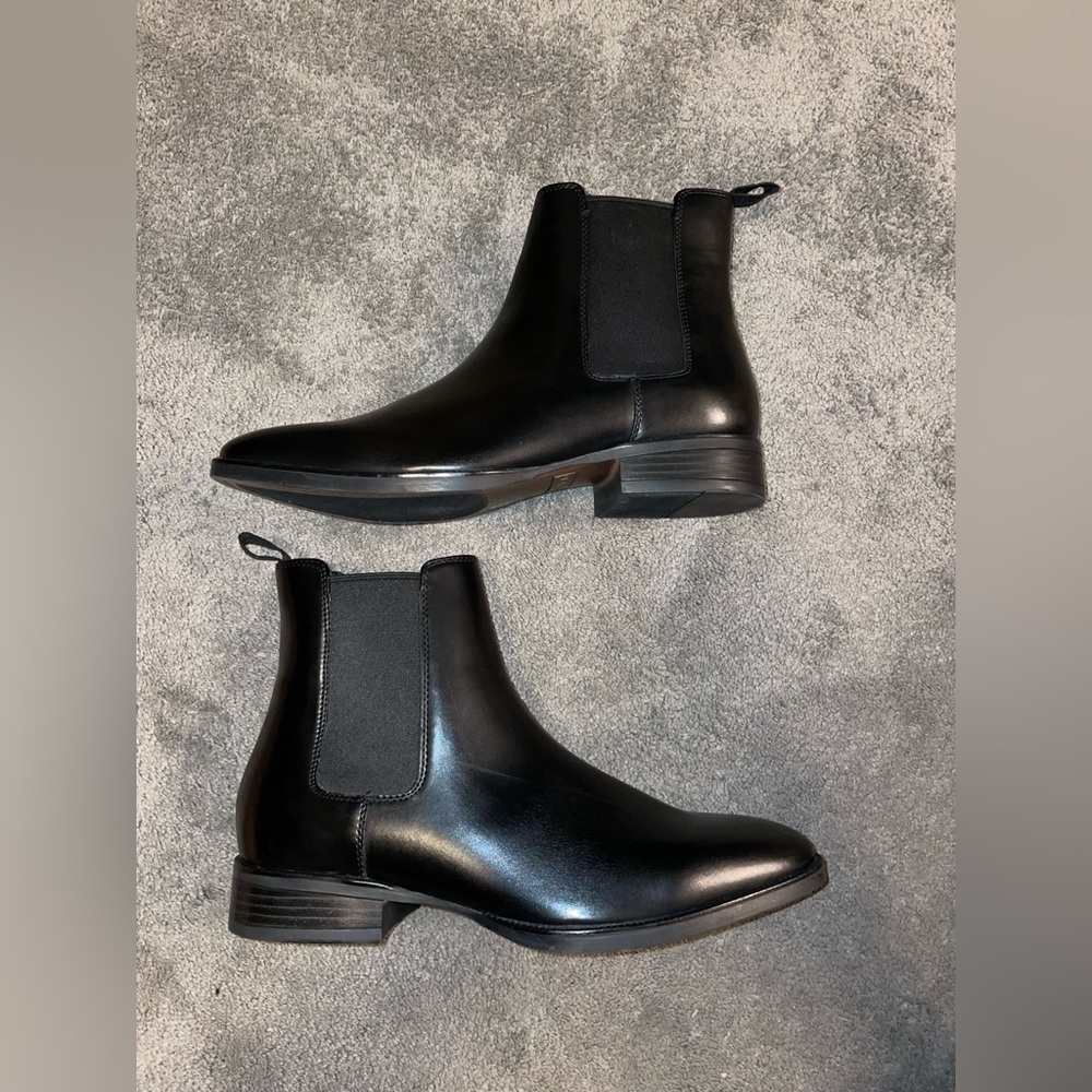 NWOT Black Calvin Klein Ankle Boots Size 10